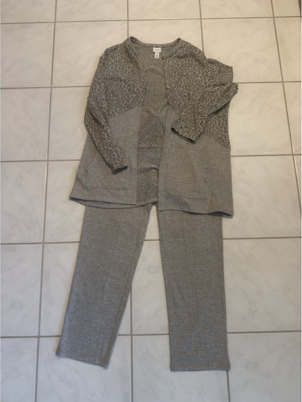 Chico's Weekender Set Grey Cardigan Size 3 NWT Size 2 Pants Super Soft And Comfy